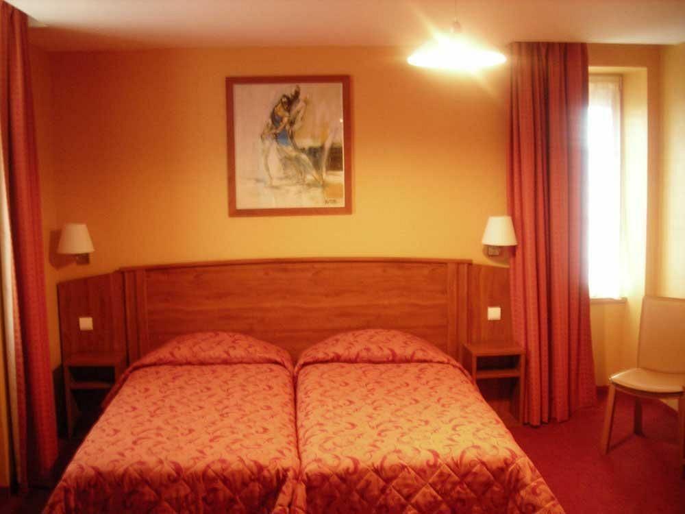 Hotel De France Pontorson Exteriör bild